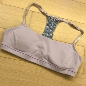 Lavander cute back detail lululemon bra size 6